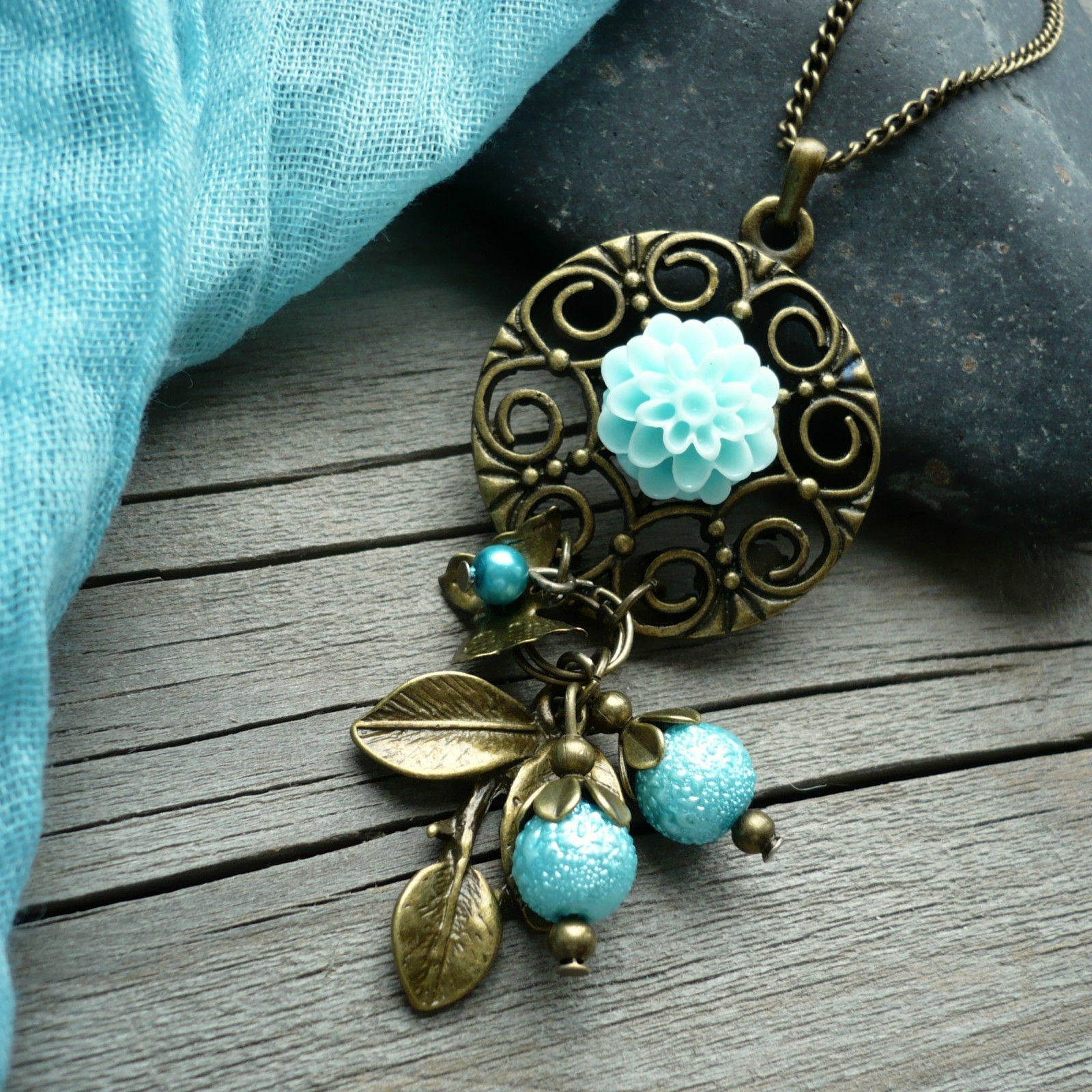 Tyrkysová růžička