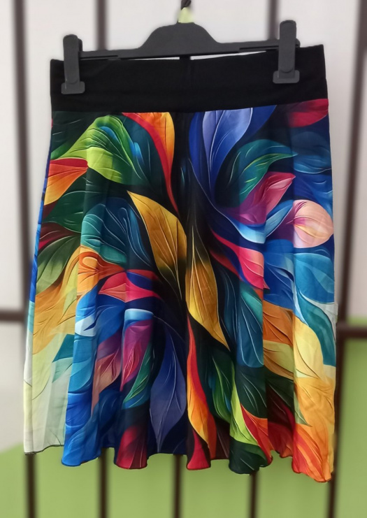 Půlkolová sukně - barevné listy, velikost L/XL ***DOPRODEJ***