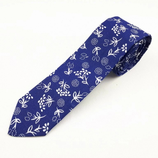 Kravata slim fit modrotlač