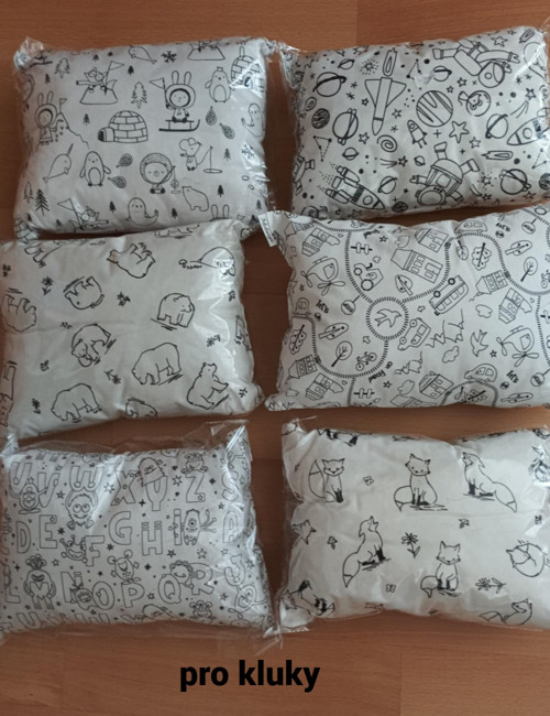 Polštářek k domalování pro kluky doprodej!