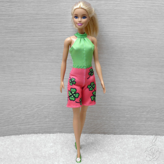 Overal pro Barbie