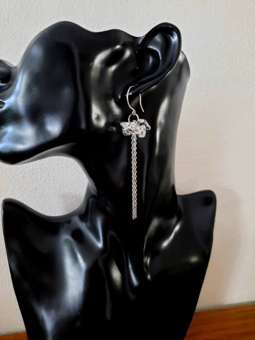 Křišťálové řetízky ..