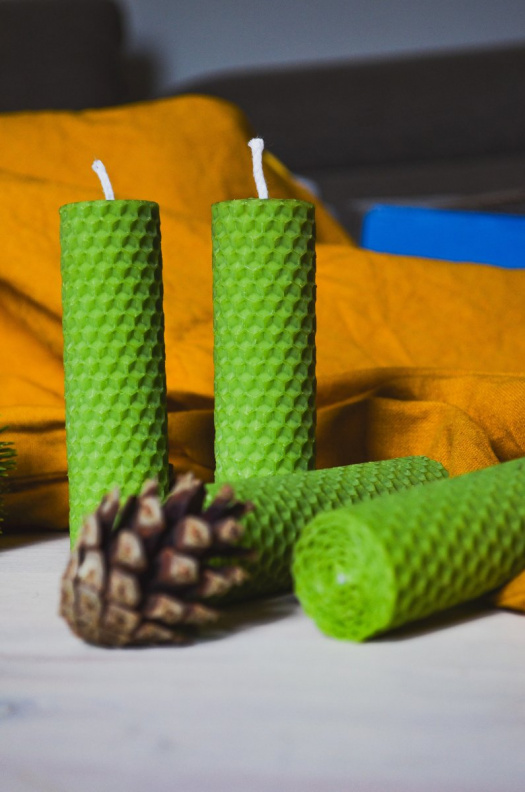 Adventni sada svíček od Včeliček... 10,5 x 3 cm