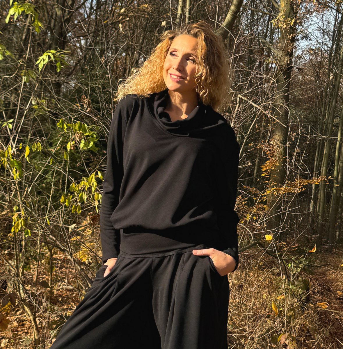 Rolák s pružným pasem černý