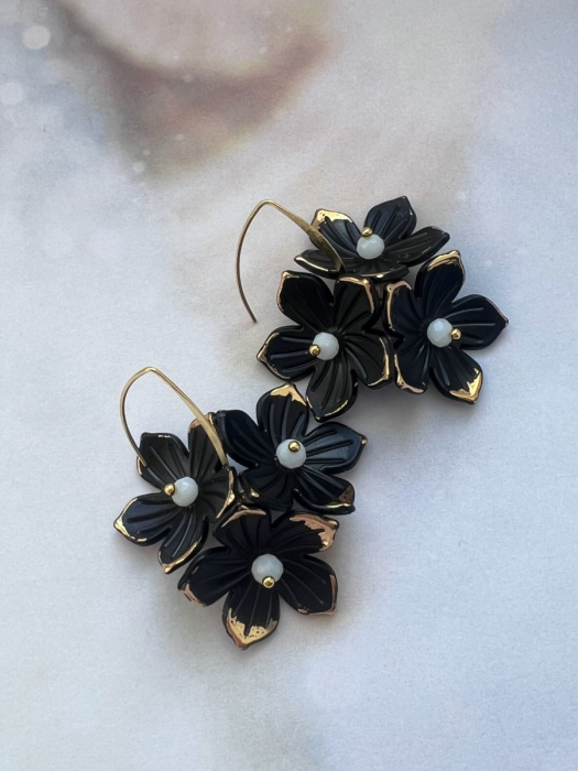 Černé květy - náušnice