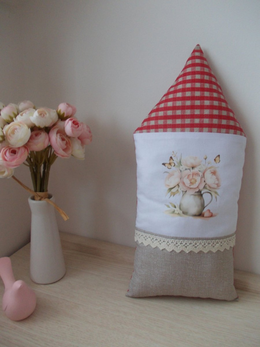 Dekorační polštářek domeček