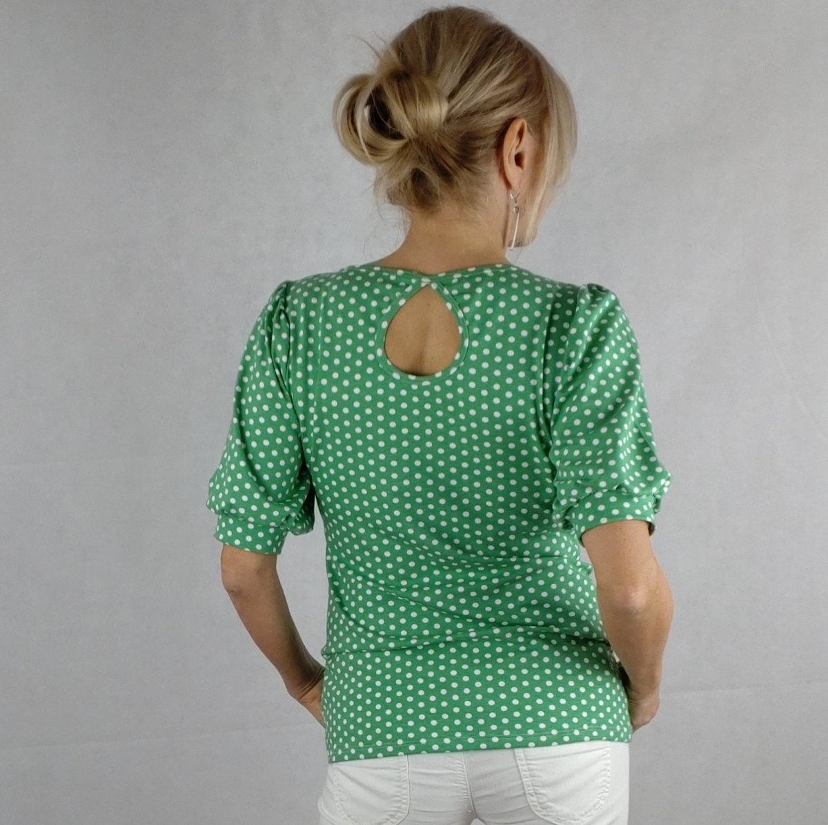 Romanické tričko- také ve světle oranžové