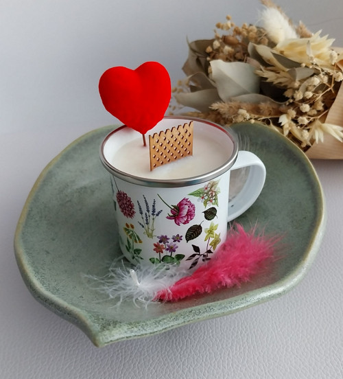 Svíčka plecháček luční květy