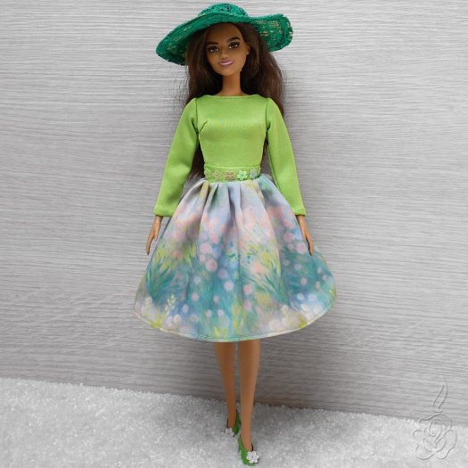 Zelené šatičky pro Barbie