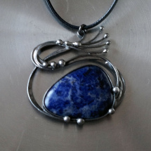 Náhrdelník Swan Song  (lapis lazuli)