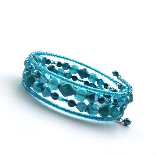 Tyrkysový čtyřřadý náramek