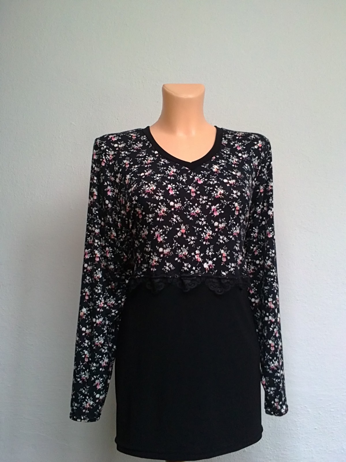 XL Tričko-drobný květ