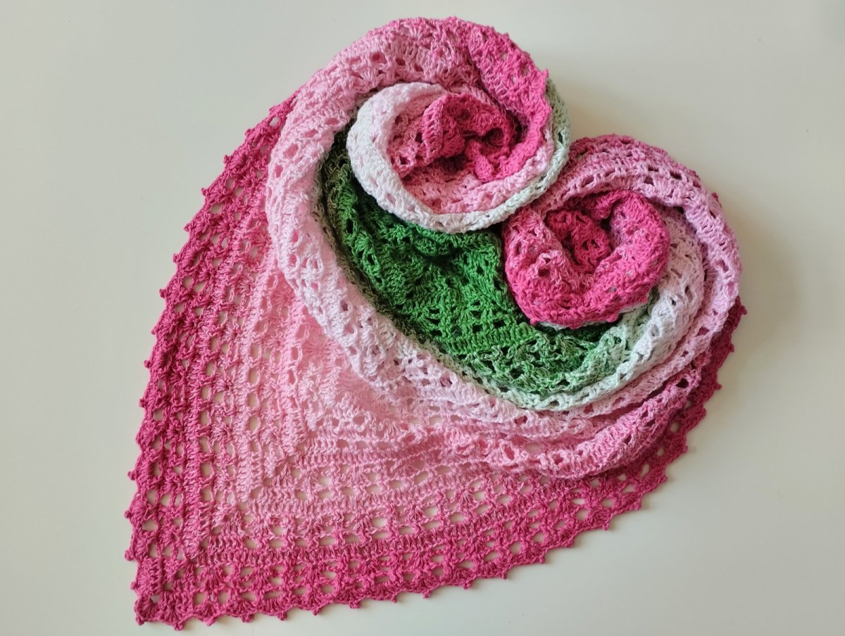 Šátek-pléd háčkovaný "Zahrada v květu"