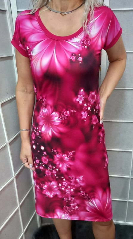 Šaty - květy na růžové, velikost S ~ SLEVA ~