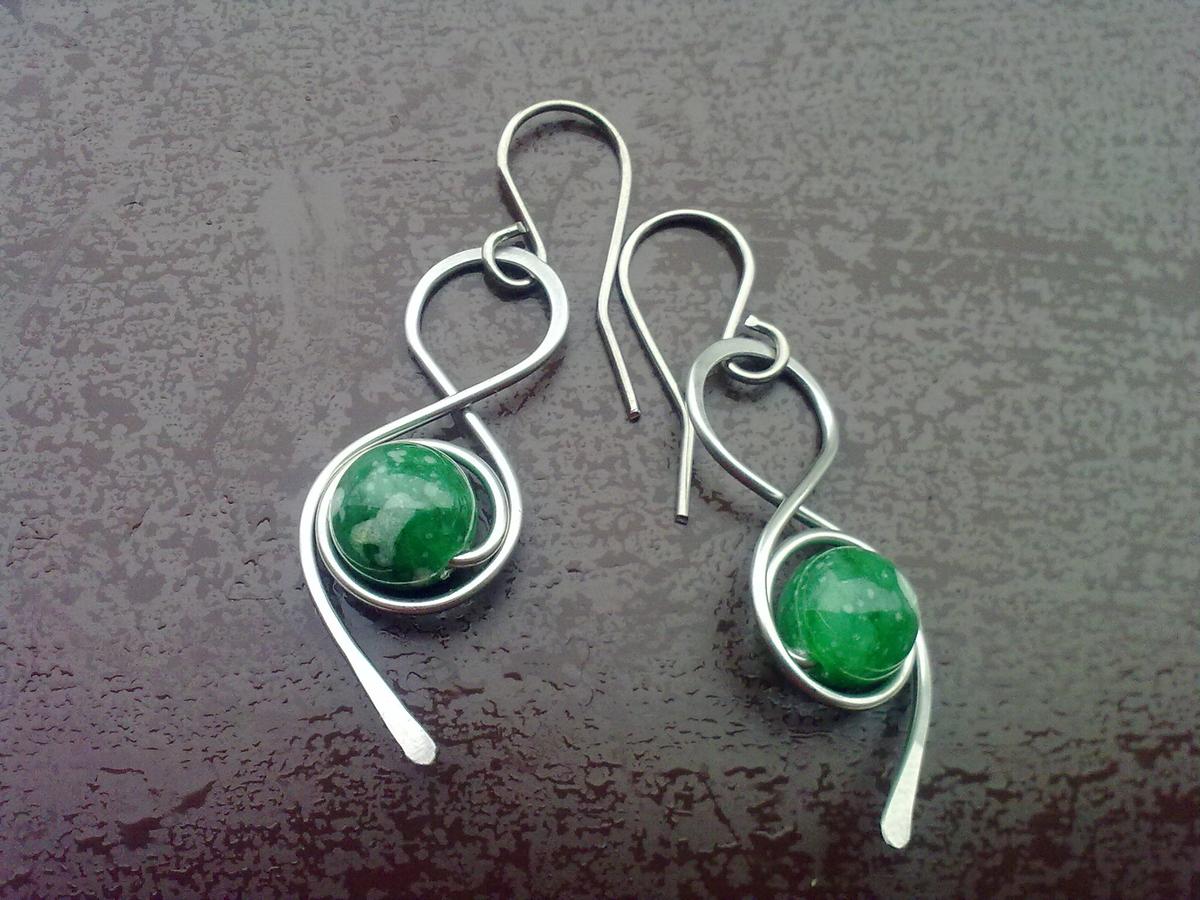 náušnice s chalcedonem