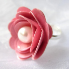 Růžový prsten