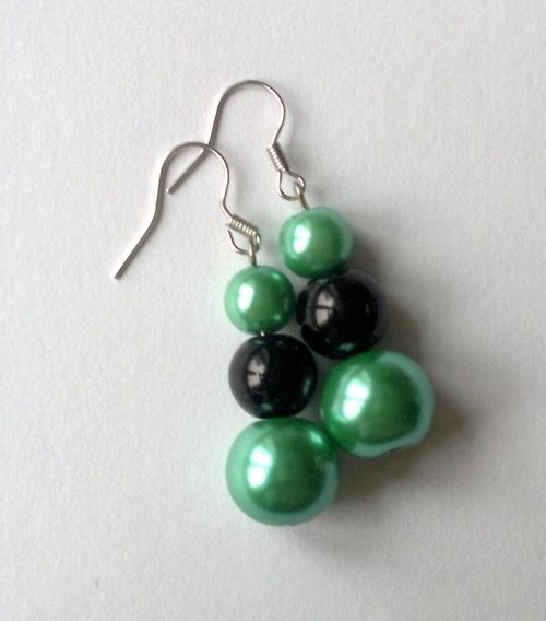 Zeleno-černé luxusní perly