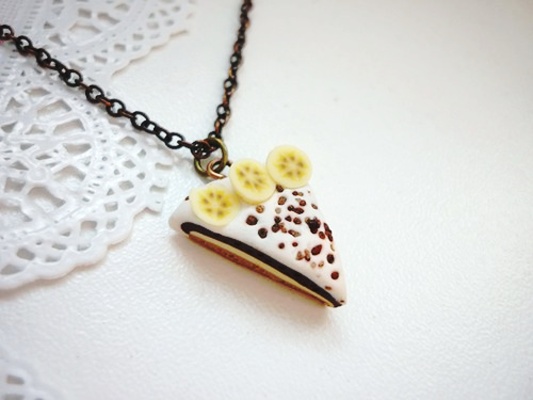 Náhrdelník - banánový dort