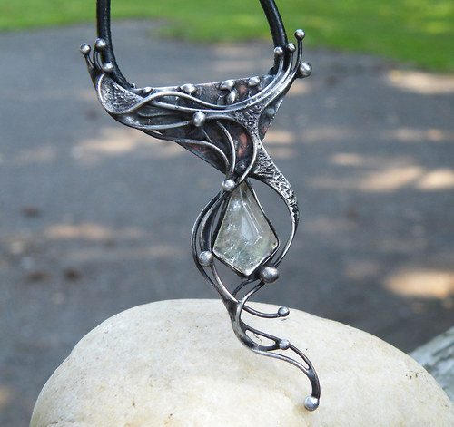 Severní vítr...(Křišťál - kabošon) 