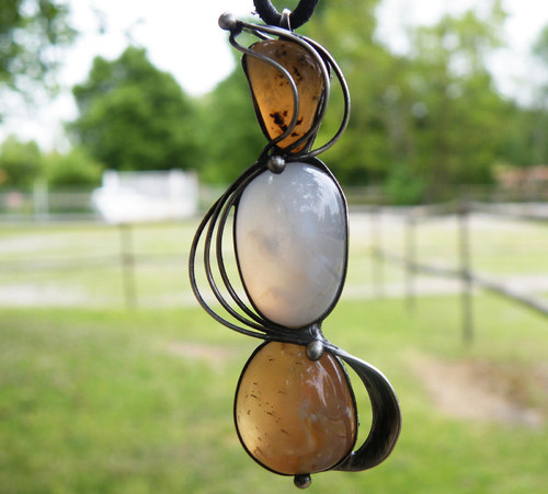 Duchové v kamenech...(Acháty)