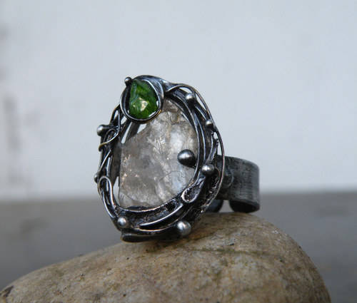 Intyalë... (Křišťál, Chromdiopsid)