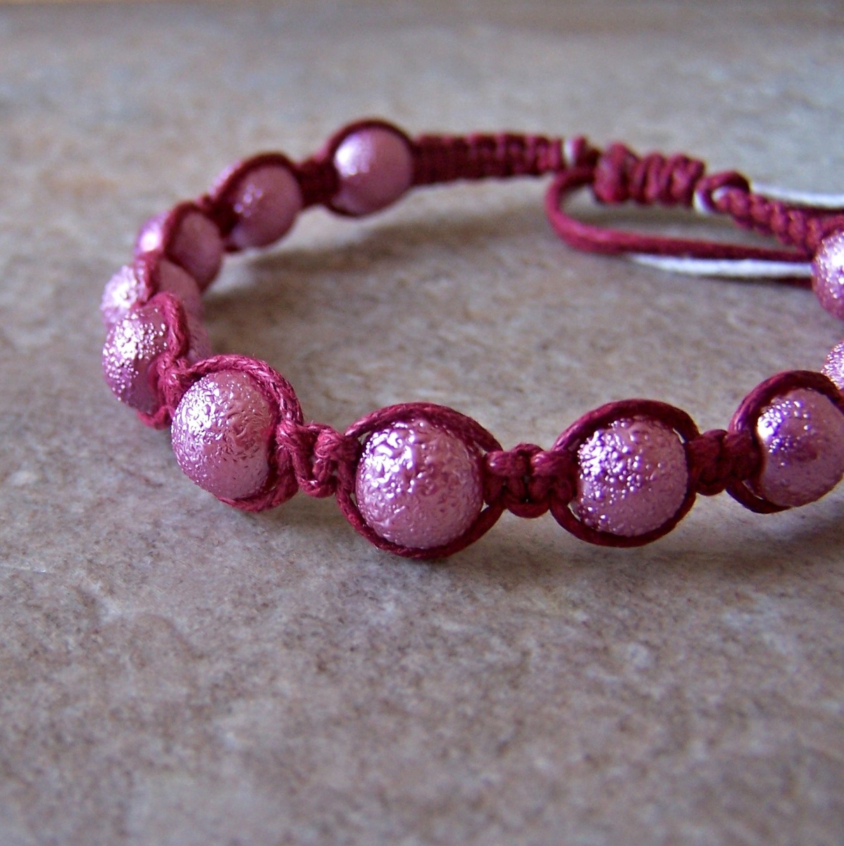 Náramek macramé/shamballa