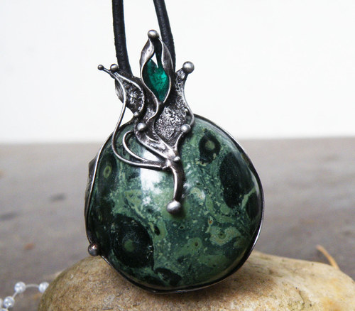 Zelená planeta...(Jaspis Kambaba, sklo)