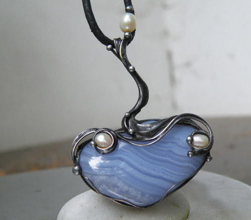 Vivien...(Chalcedon, říční Perly) souprava