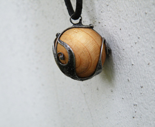 Vonná kulička...(dřevo) oboustranné