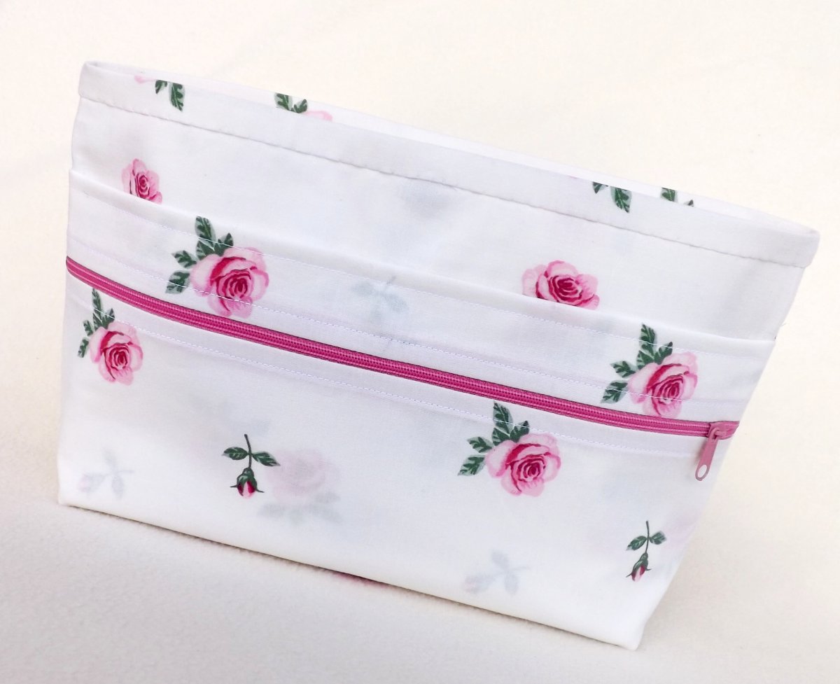 Z kabelky do kabelky (růže)