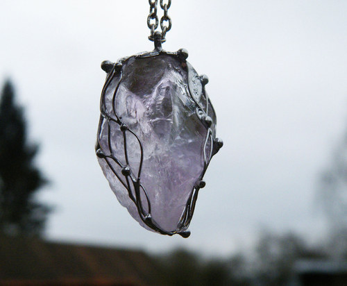 Néri...(Ametyst - surový)