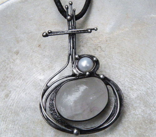 Mlhy na blatech...(říční Perla, Fluorit) 