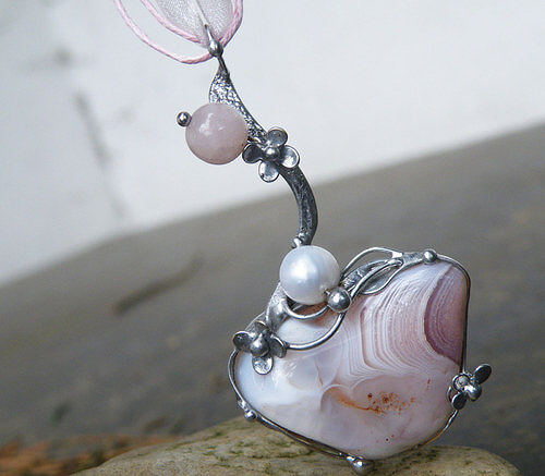 Snění...(achát, perla, růženín)