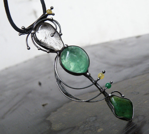 Daleká cesta...(Křišťál, Avanturín, Fluorit)