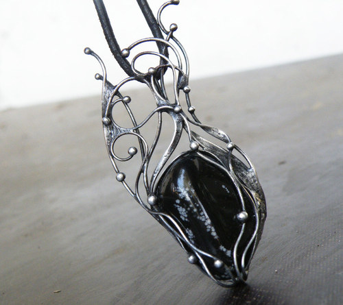 V sítích osudu..(Vločkový Obsidián)