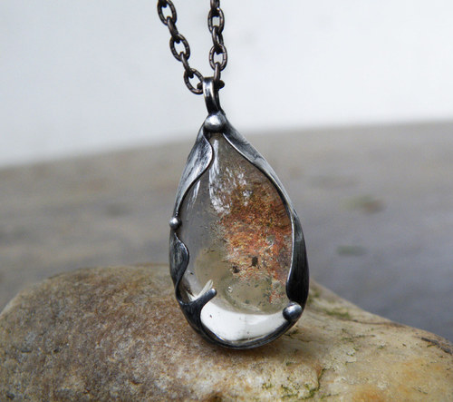 Svět v kapce rosy...(Lodolit)