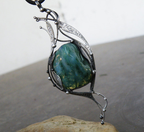 Amulet dryády...(mechový achát)