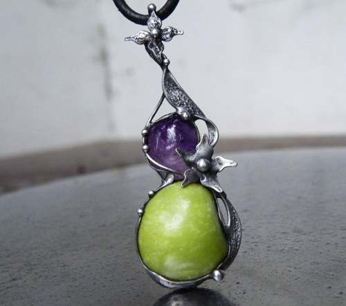 Zahrada...(zelený opál, ametyst)