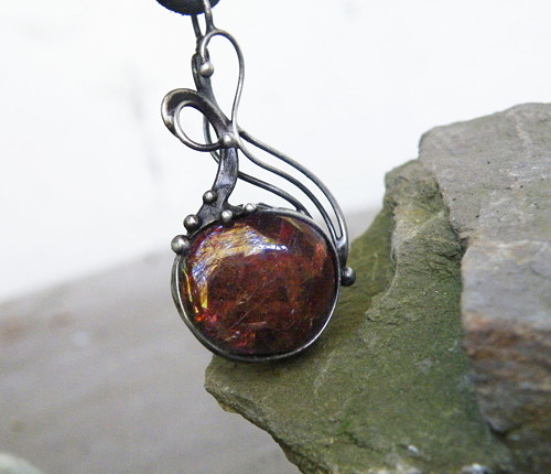 Anna...(granát - almandin)