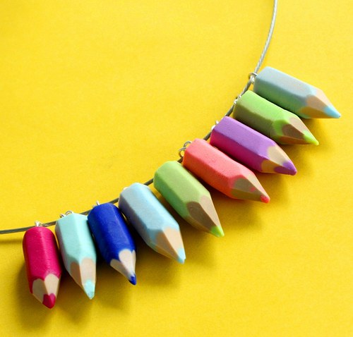 náhrdelník - fimo pastelky