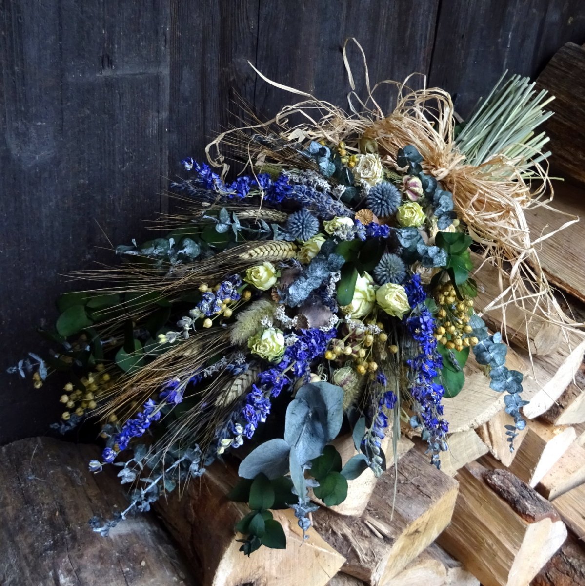 Kytice - Velikánský eucalyptus