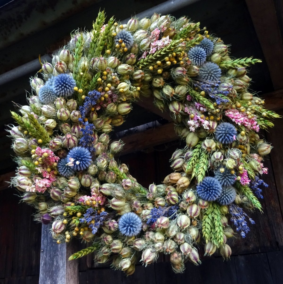 Věnec - Černuchový