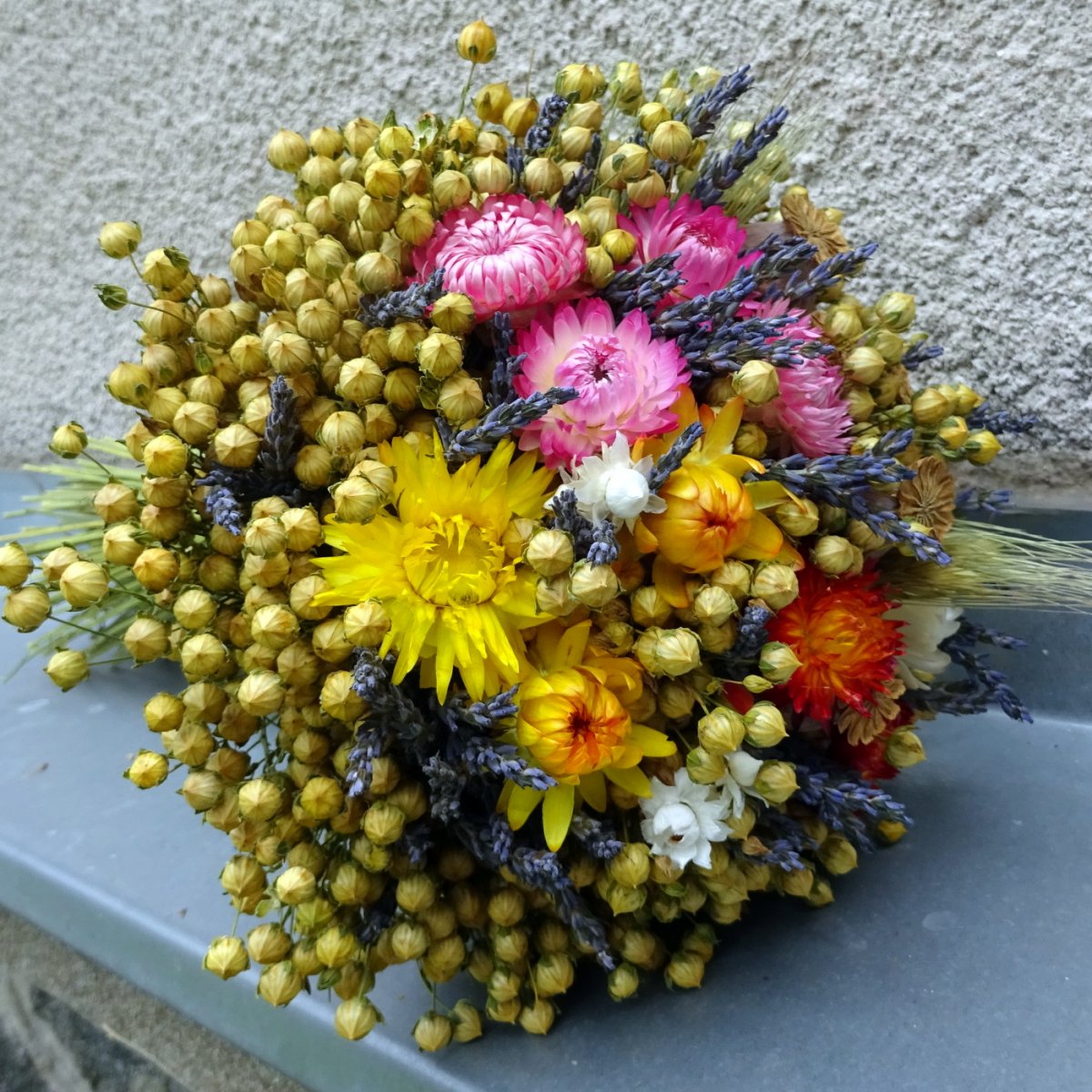 Kytice - Slaměnky ve lnu 2