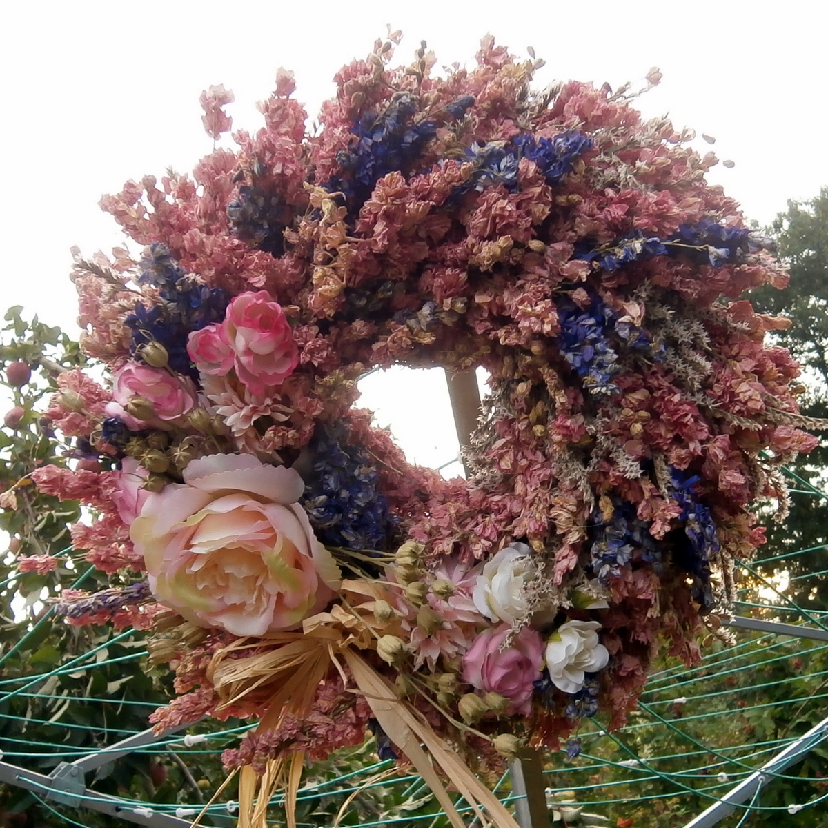 Věnec - V zámecké zahradě