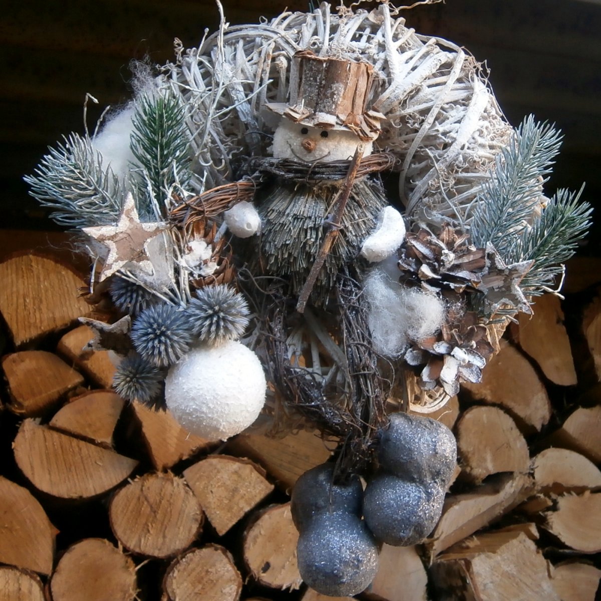 Věnec - Frajer sněhulák