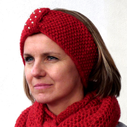 Pletená čelenka - červená s perličkami