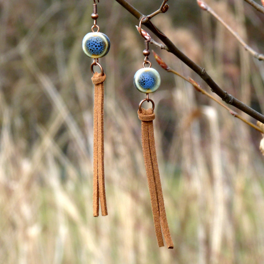 Náušnice - kůže a keramika