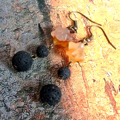 Žhnoucí láva (láva a karnol)