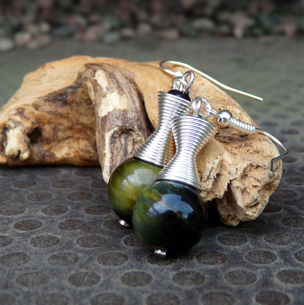 Náušnice - moudrost předků (sokolí oko)