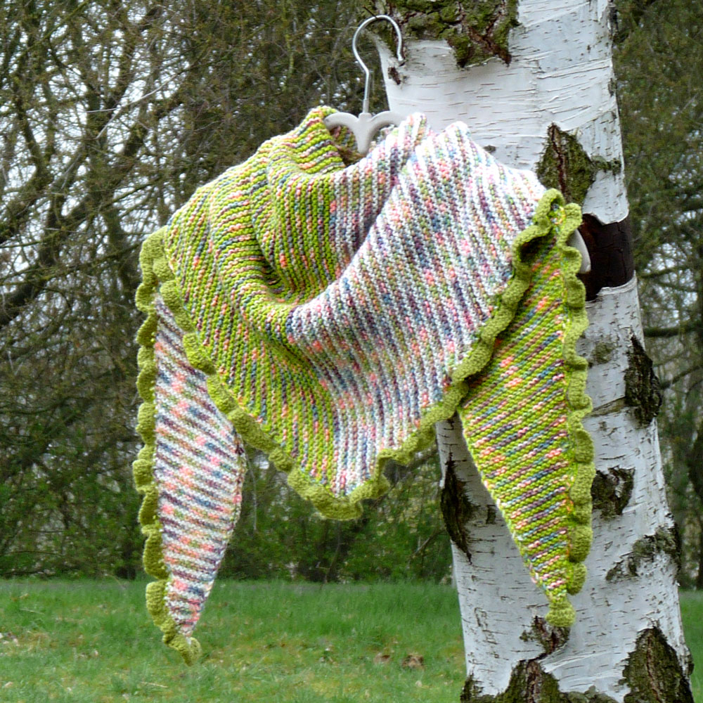 Pletený šátek - jarní kvítí